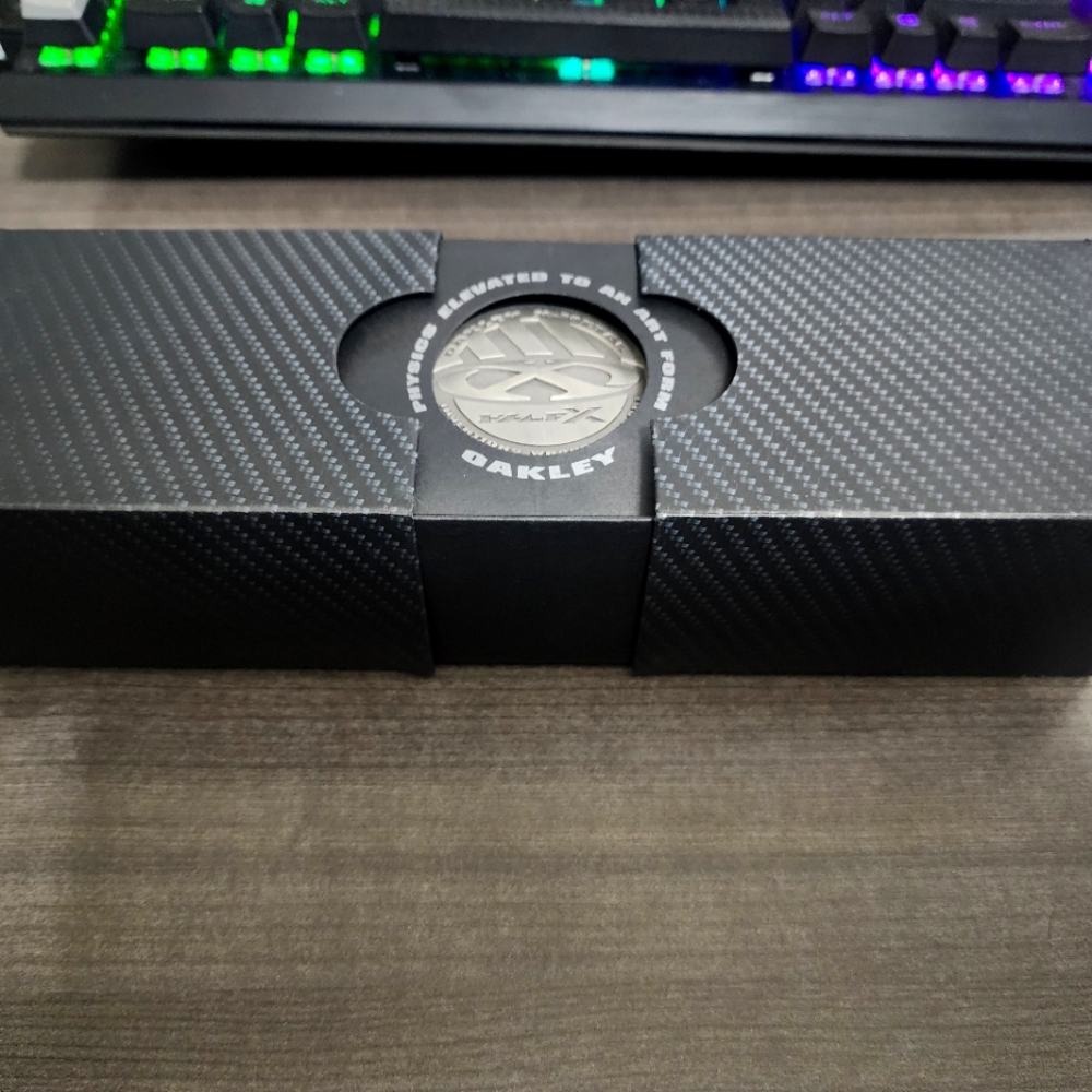 Oakley Half X Box and Coin